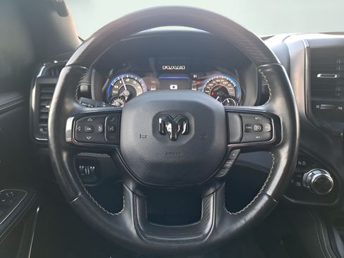 Used 2022 RAM 1500 Limited w/ Body-Colour Bumper Group AWD/4WD image 19