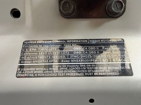 Used 2022 Nissan Pathfinder Platinum image 45