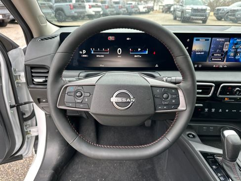 New 2026 Nissan Sentra SR w/ SR Premium Package image 24