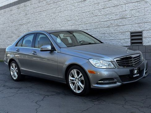 Used 2013 Mercedes-Benz C 300 4MATIC Sedan image 33
