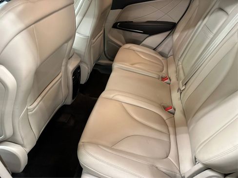 Used 2017 Lincoln MKC Premiere image 12