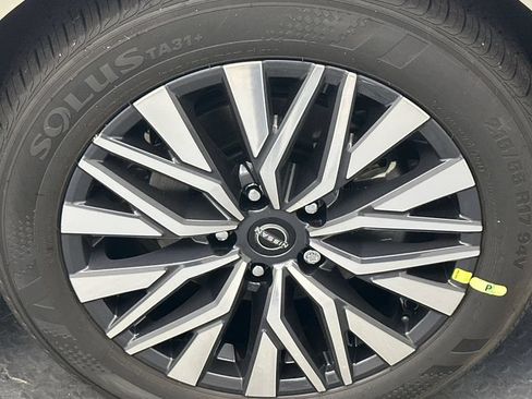 New 2026 Nissan Altima 2.5 SV FWD image 16