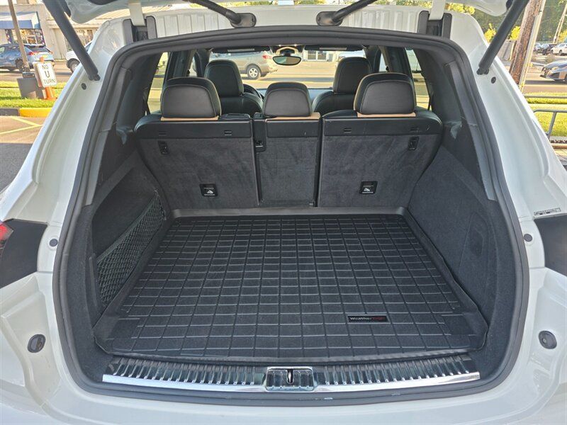 Used 2018 Porsche Cayenne AWD/4WD image 20