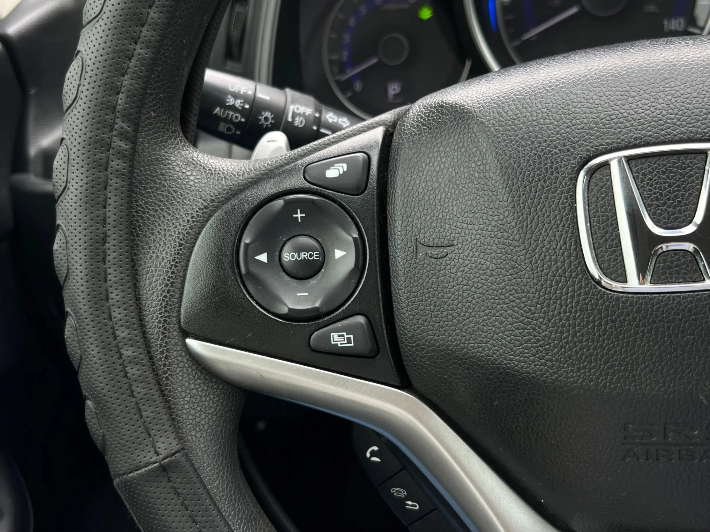 Used 2017 Honda Fit EX image 33