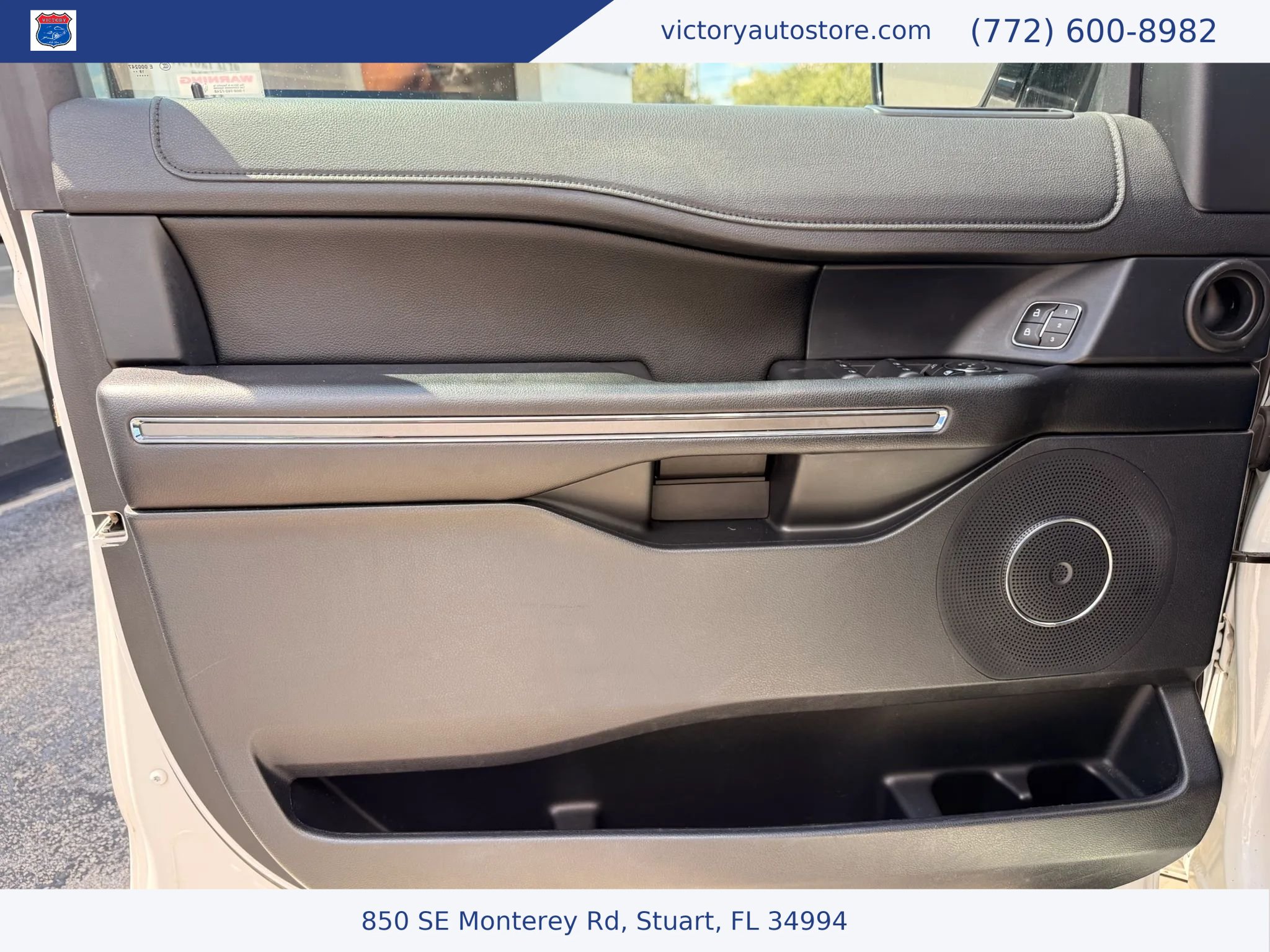 Used 2020 Ford Expedition Max XLT w/ Equipment Group 202A AWD/4WD image 22