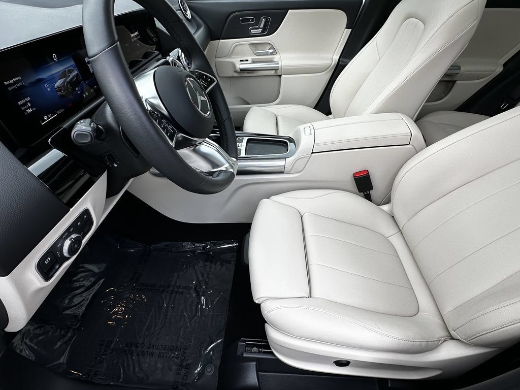 Certified 2026 Mercedes-Benz GLA 250 image 10