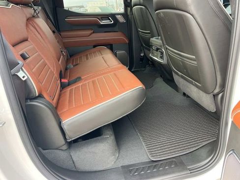 Certified 2025 GMC Sierra 1500 Denali Ultimate image 23