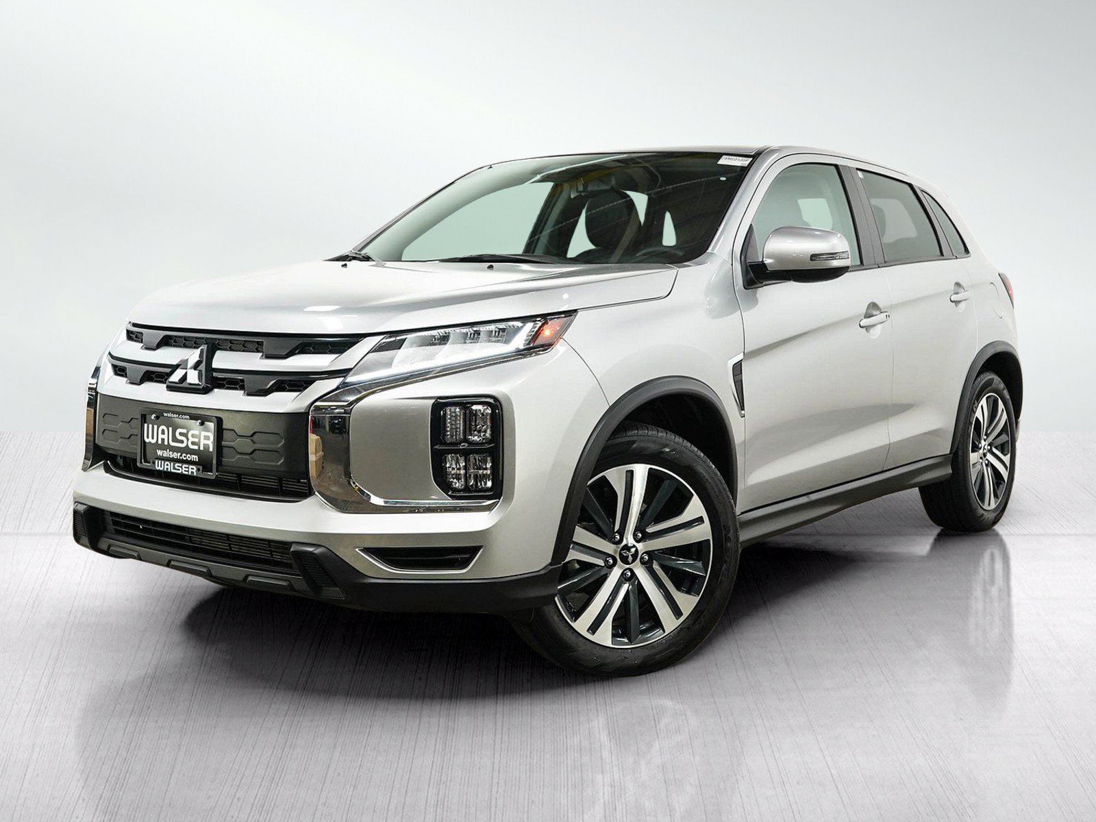 Used 2024 Mitsubishi Outlander Sport LE AWD/4WD image 1