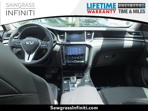 Used 2025 INFINITI QX50 Luxe AWD/4WD image 23