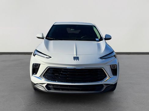 Used 2024 Buick Encore GX Preferred w/ Comfort Package image 8