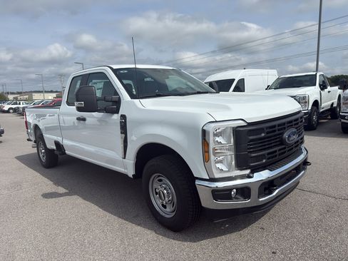 New 2025 Ford F350 XL w/ XL Chrome Package image 3