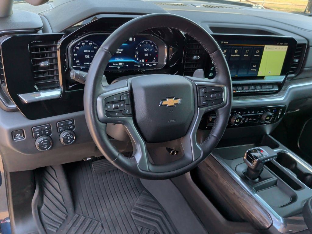 Used 2022 Chevrolet Silverado 1500 LTZ AWD/4WD image 15