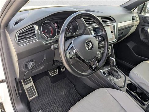 Used 2021 Volkswagen Tiguan SE R-Line FWD image 9