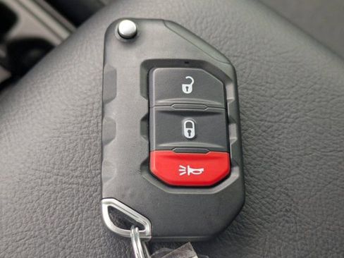 New 2025 Jeep Wrangler Unlimited Rubicon image 25