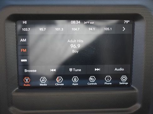 Used 2023 Jeep Gladiator Sport image 21