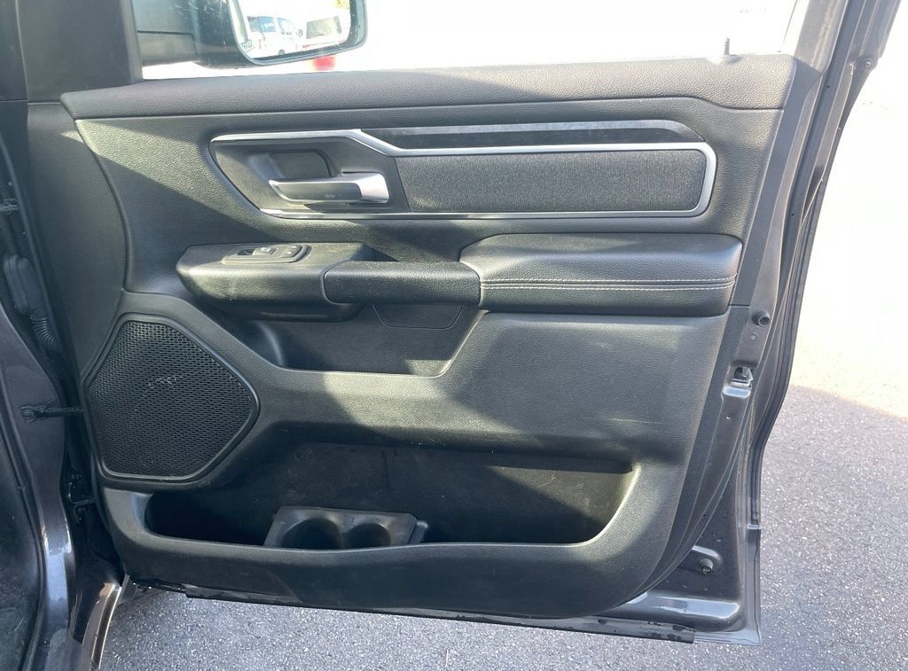 Used 2019 RAM 1500 Big Horn AWD/4WD image 33