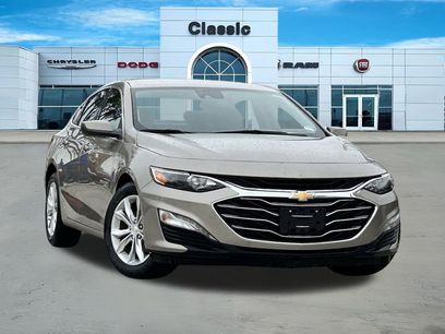 Used 2025 Chevrolet Malibu LT