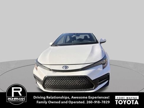 Used 2020 Toyota Corolla SE w/ Body Protection Package FWD image 1