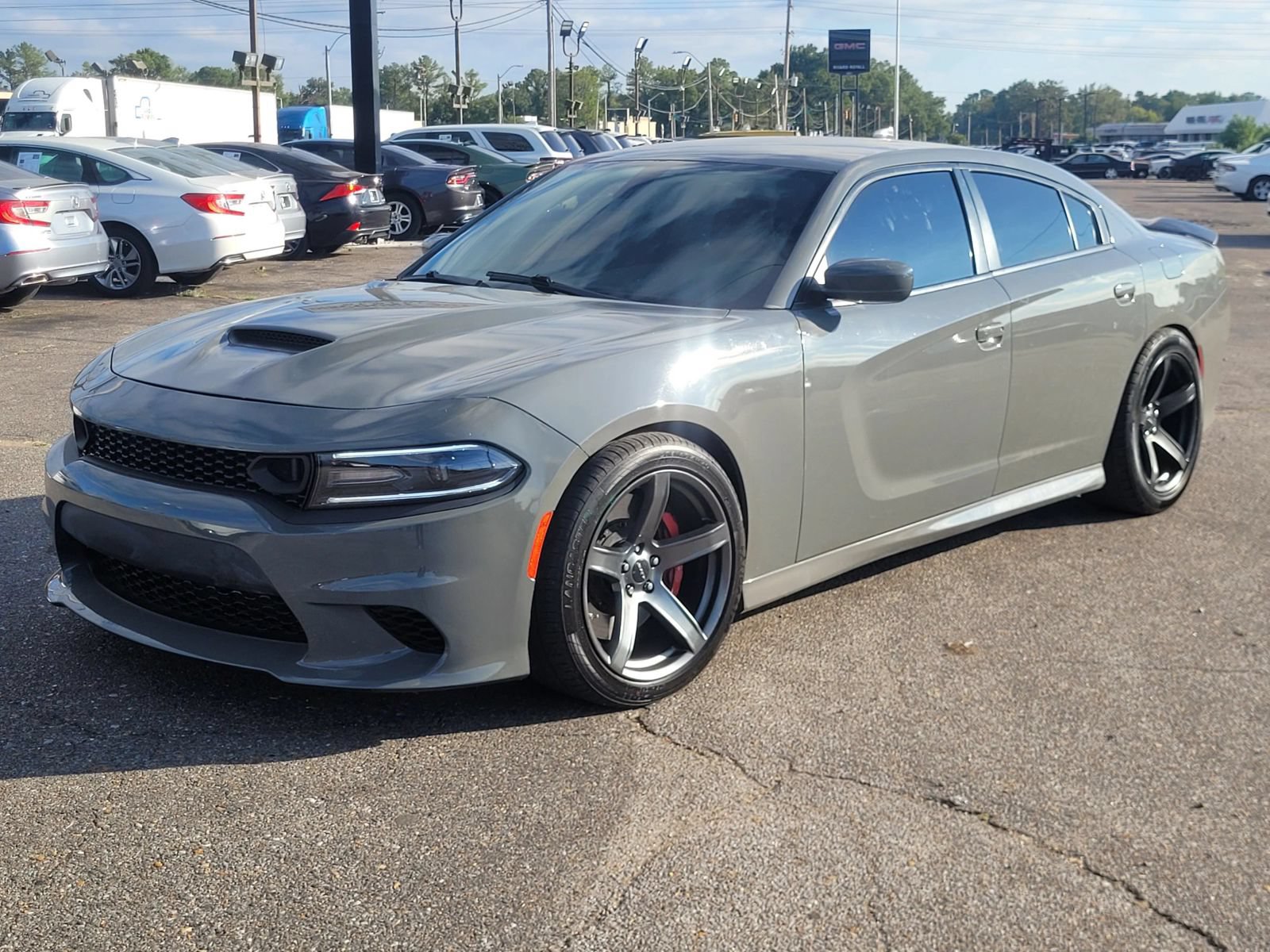 Used 2018 Dodge Charger SRT Hellcat RWD image 26