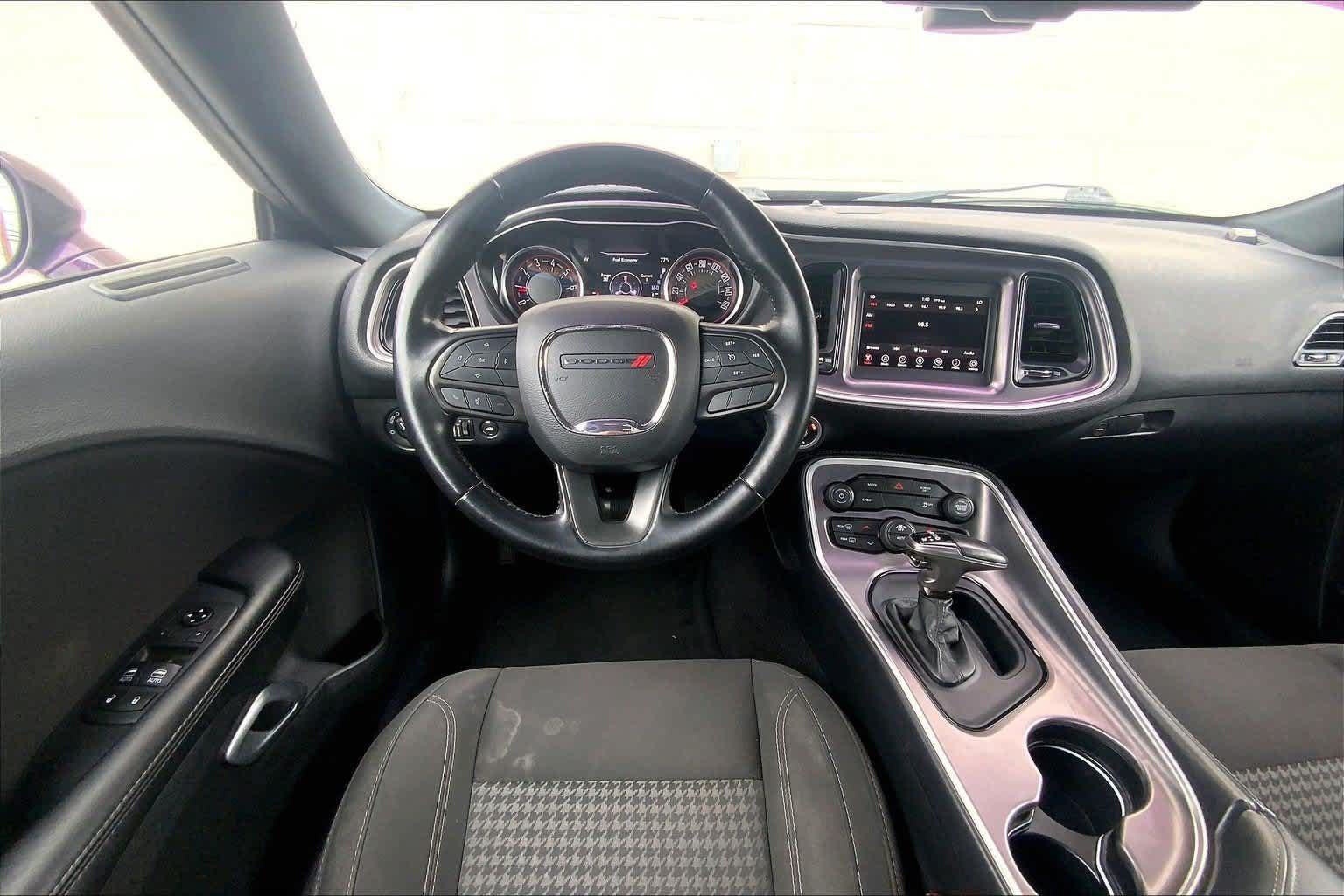 Used 2021 Dodge Challenger SXT RWD image 13