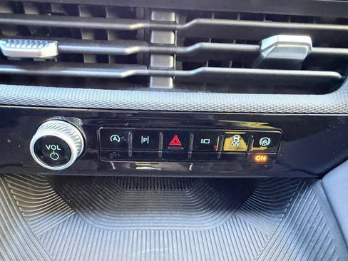 Used 2026 Ford Explorer Tremor w/ Tremor Ultimate Package AWD/4WD image 12