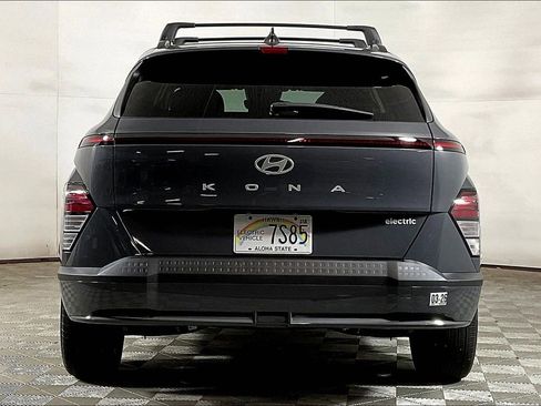 Used 2024 Hyundai Kona SEL image 3