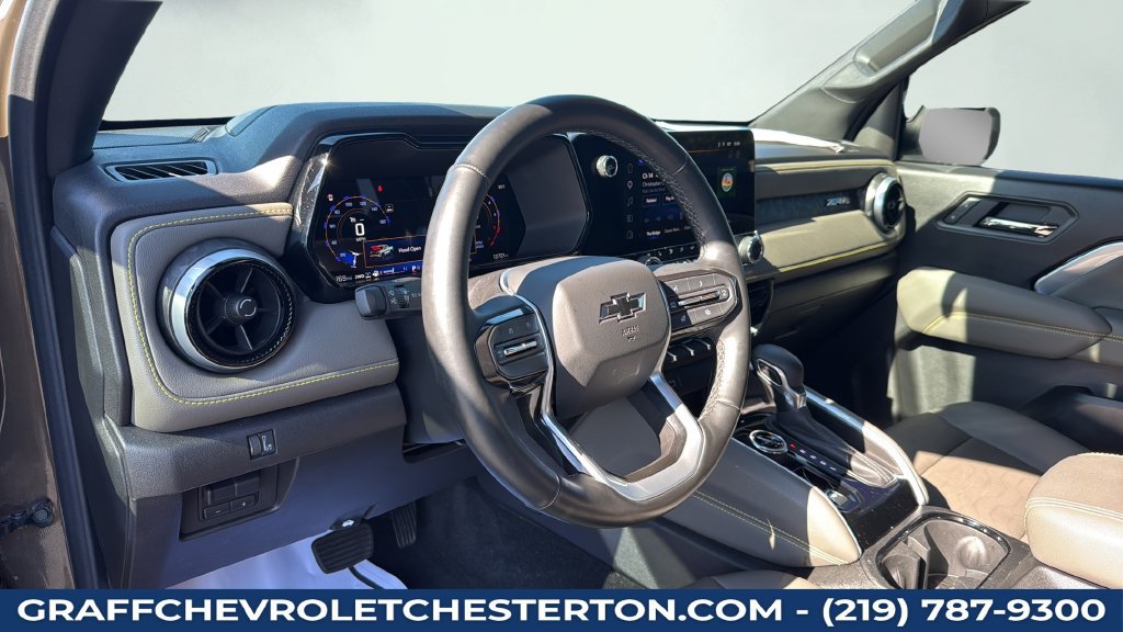 Used 2025 Chevrolet Colorado ZR2 AWD/4WD image 32
