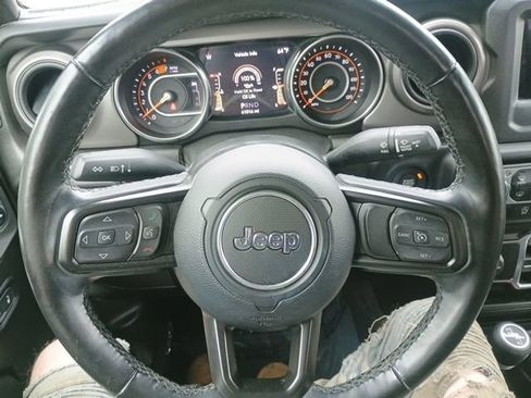 Used 2021 Jeep Wrangler Unlimited Sport AWD/4WD image 25
