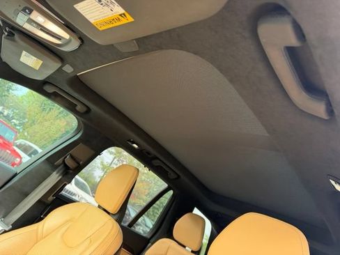 Used 2023 Volvo XC90 B6 Ultimate w/ Lounge Package AWD/4WD image 13