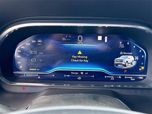 Used 2023 Chevrolet Suburban LT image 13