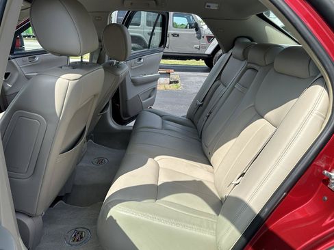 Used 2008 Cadillac DTS FWD image 30