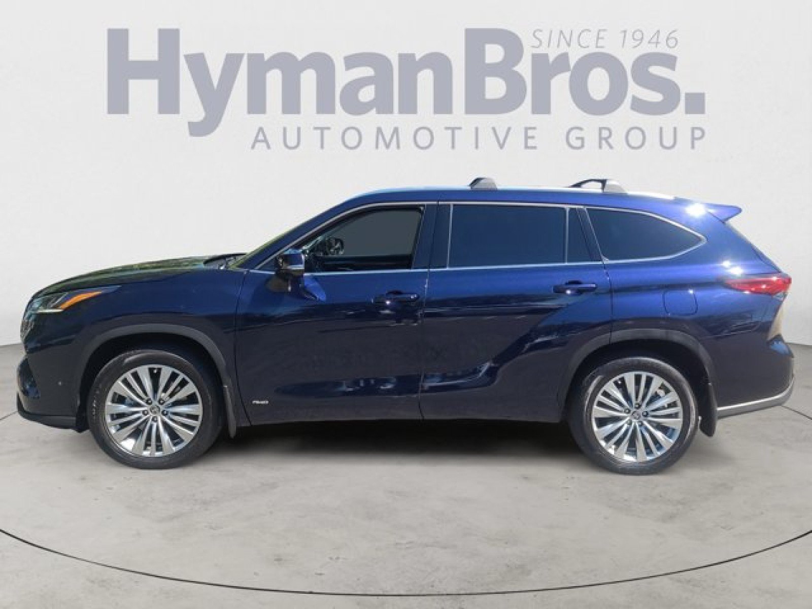 Used 2023 Toyota Highlander Platinum AWD/4WD image 6