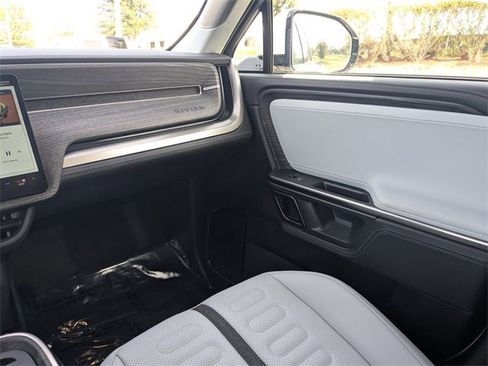 Used 2023 Rivian R1S Adventure image 15