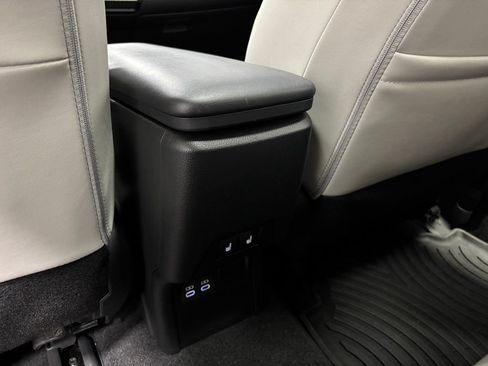 Used 2024 Toyota Prius Limited w/ Limited Premium Package FWD image 50