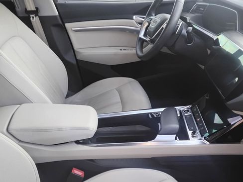 Certified 2023 Audi e-tron Premium w/ Convenience Plus Package image 26