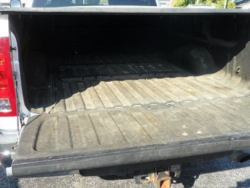 Used 2013 GMC Sierra 2500 SLE w/ SLE Preferred Package image 8