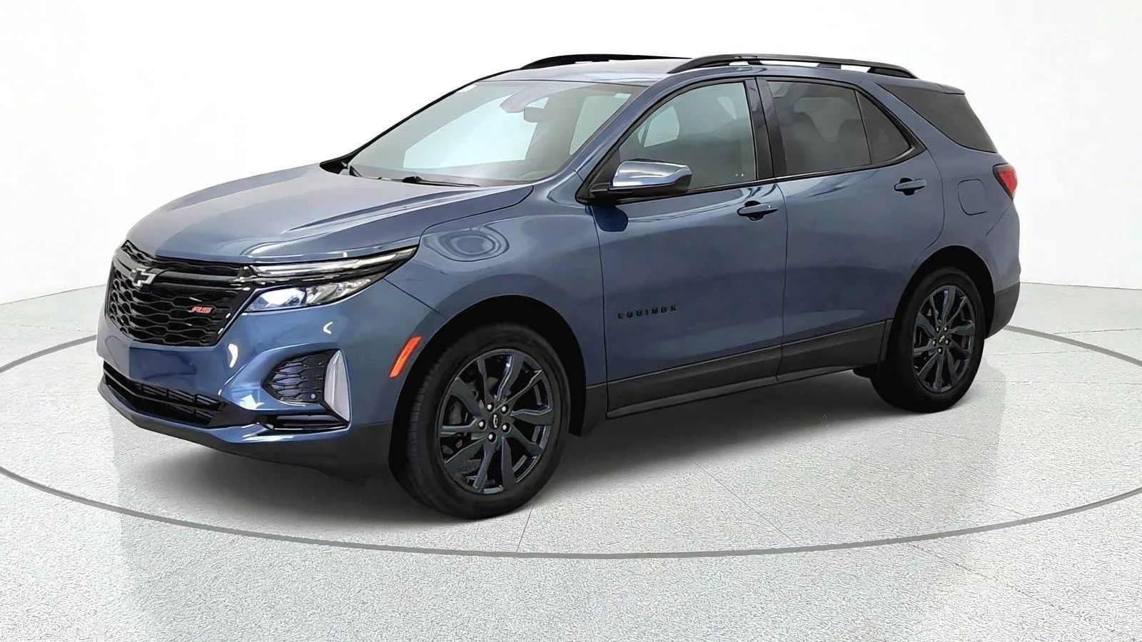 Used 2024 Chevrolet Equinox RS AWD/4WD image 4