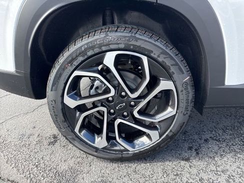 New 2026 Chevrolet Trax RS w/ Driver Confidence Package image 9
