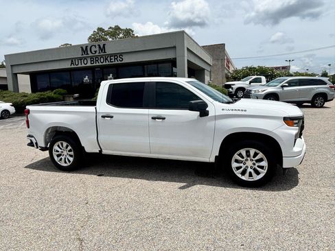 Used 2022 Chevrolet Silverado 1500 Custom RWD image 20
