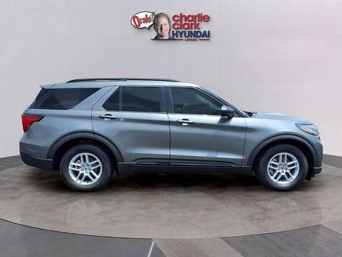 Used 2026 Ford Explorer Active RWD image 6