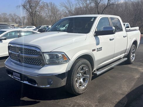 Used 2014 RAM 1500 Laramie w/ Trailer Tow Group image 3