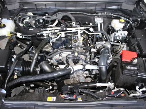 Used 2025 Ford Bronco Big Bend AWD/4WD image 28