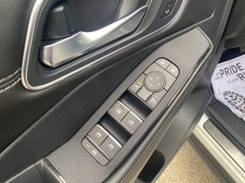 Used 2023 Nissan Rogue Platinum w/ Platinum Premium Package AWD/4WD image 19