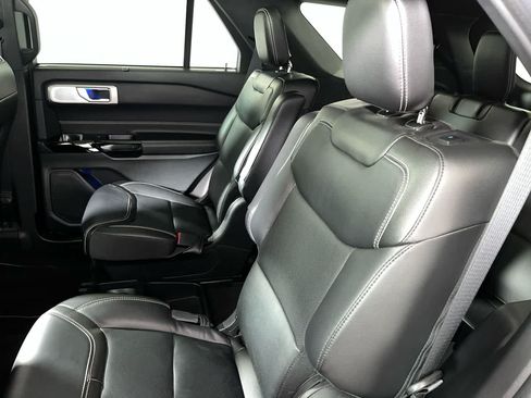 Used 2021 Ford Explorer ST w/ Equipment Group 401A AWD/4WD image 29