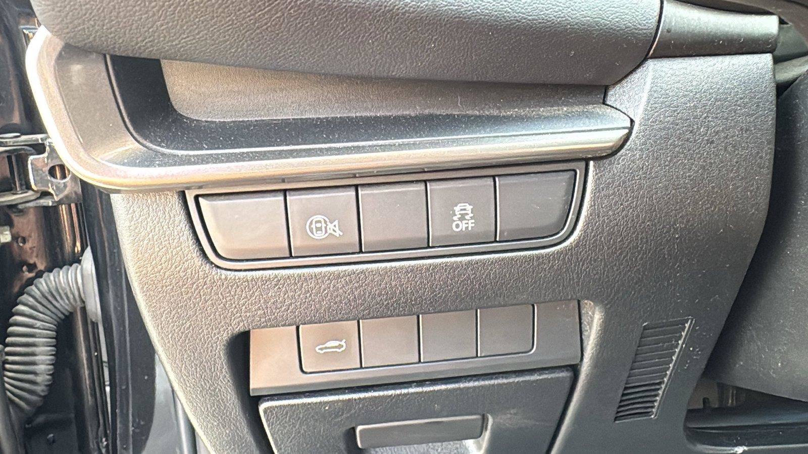 Used 2024 MAZDA MAZDA3 s FWD image 9