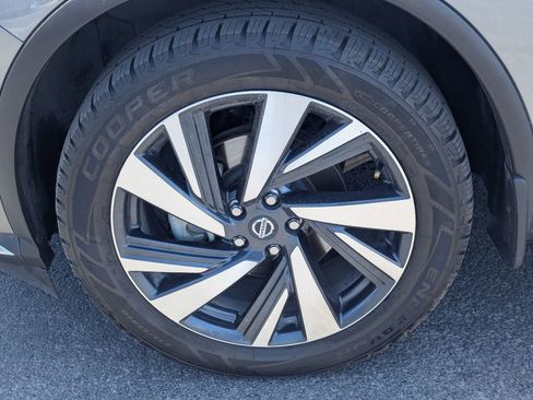 Used 2022 Nissan Murano SL w/ SL Moonroof Package image 13