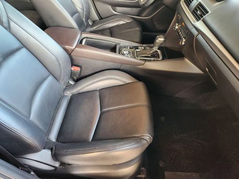 Used 2017 MAZDA MAZDA3 Touring image 14