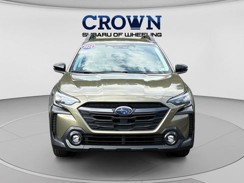 Used 2024 Subaru Outback Premium AWD/4WD image 8