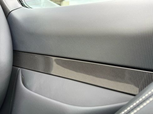 Used 2023 Ferrari SF90 Spider image 97