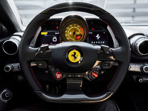 Used 2020 Ferrari 812 Superfast RWD image 48